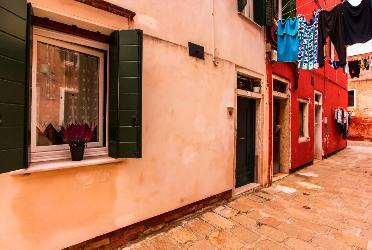 Cozy House-Close To Biennale And St. Mark Square Villa Venice 0*,  Italy